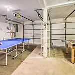 Family-Friendly Tobyhanna Getaway With Yard!