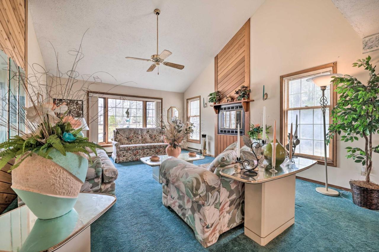 Family-friendly Getaway With Yard! *