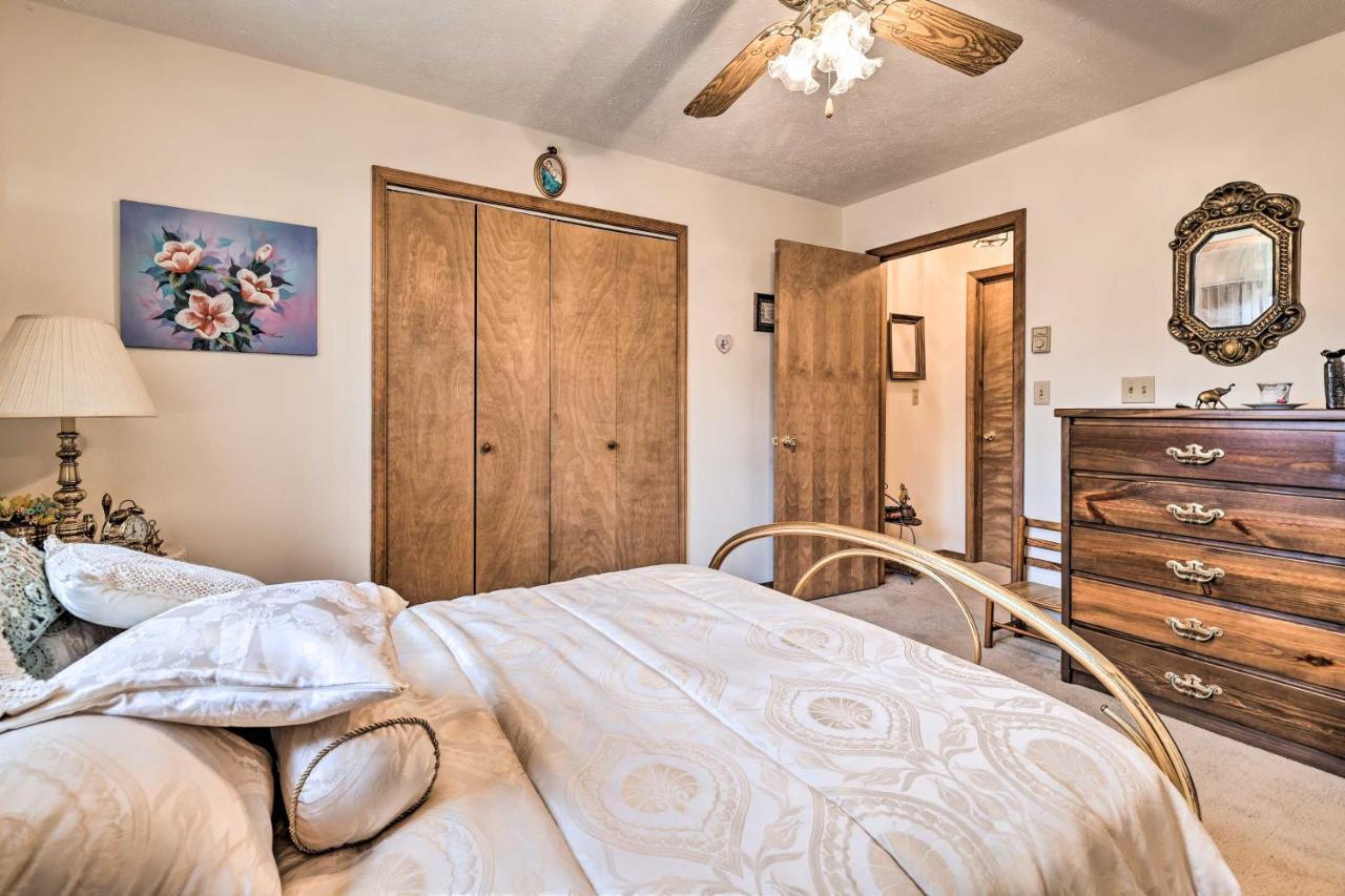 Family-friendly Getaway With Yard! *
